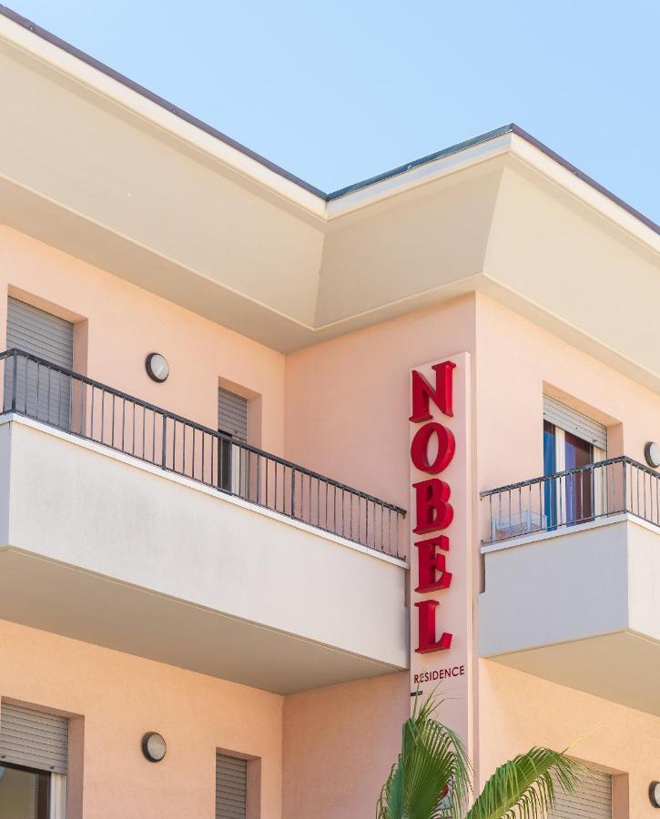 Residence Nobel Rimini Extérieur photo